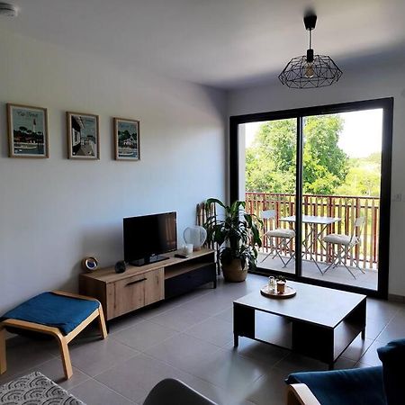 Location De Vacances A Andernos - Appartement 2 Chambres Dans Residence Neuve Dış mekan fotoğraf